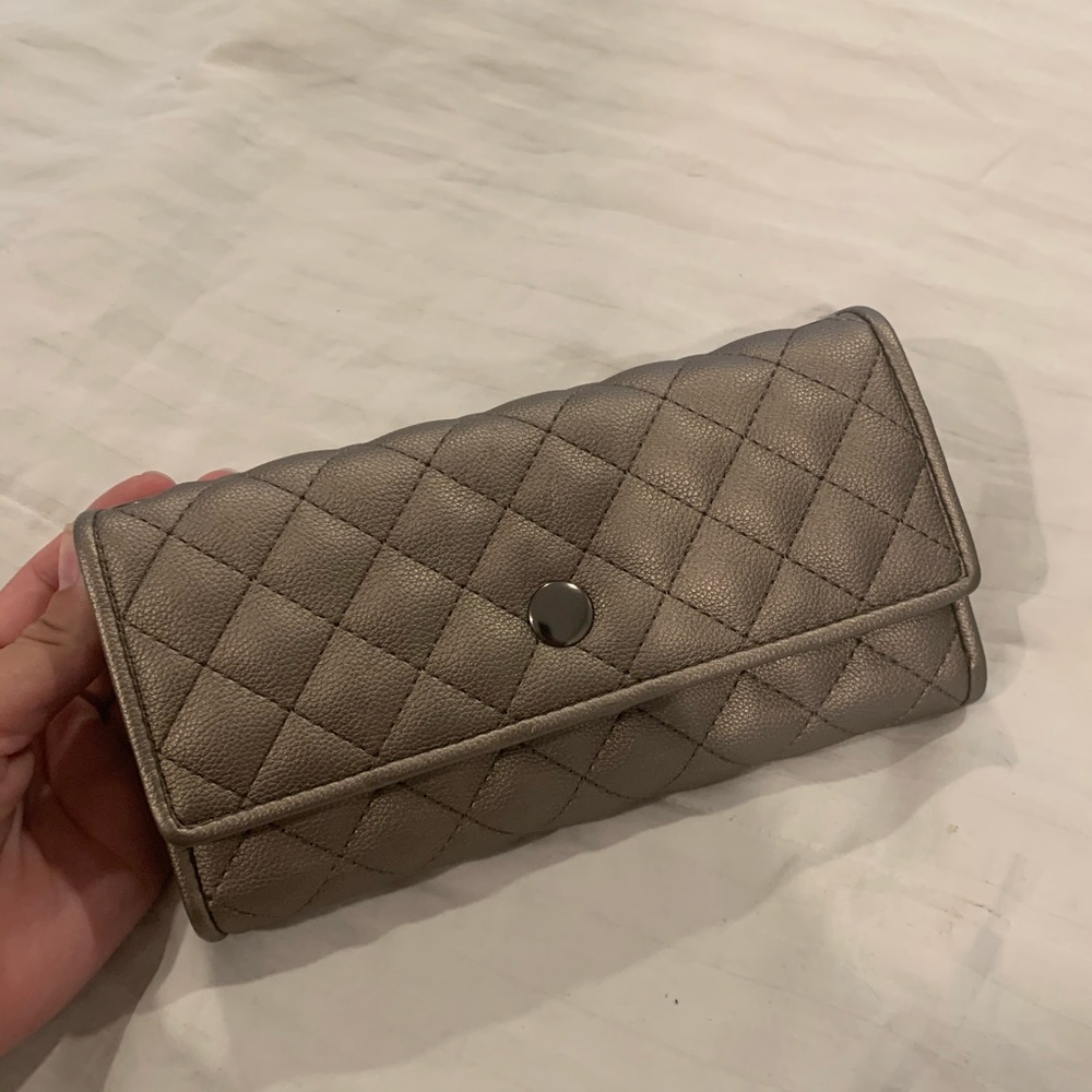 Charming Charlie’s Wallet